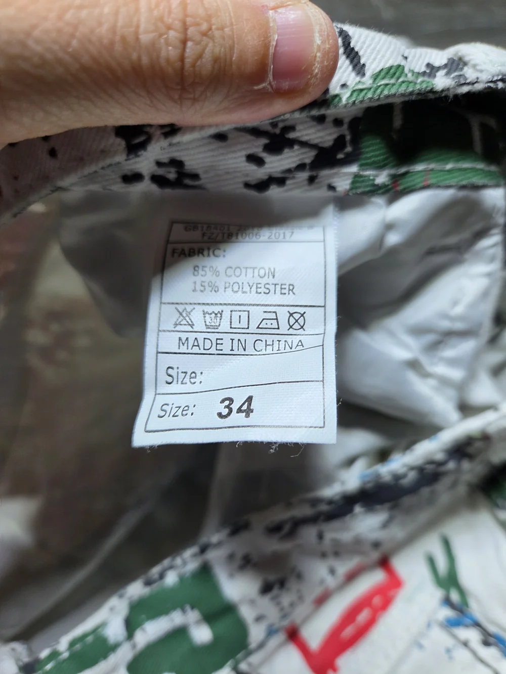 Men's Graffiti Print Denim Shorts Size 34 White Multicolor